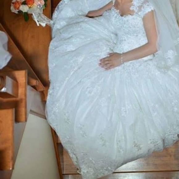 COPY - Wedding Dress Anne Jean-Michel Haute Coture - Picture 10 of 11